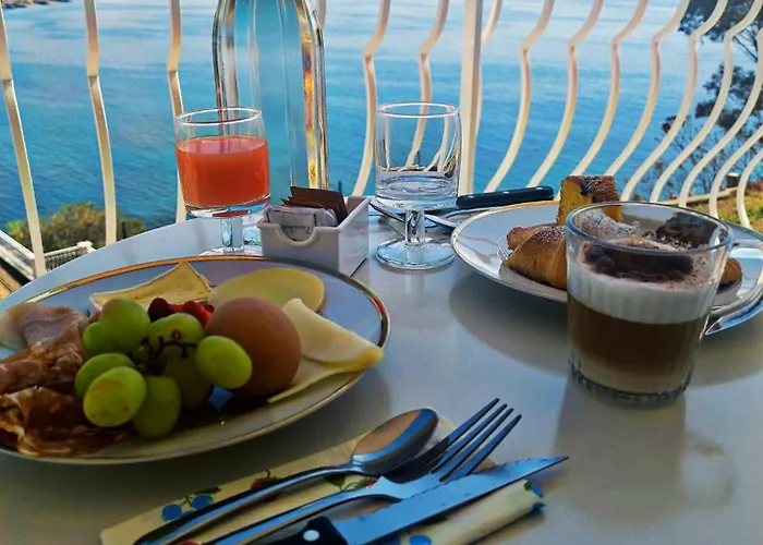 Relais Tiare Alojamento de Acomodação e Pequeno-almoço 4*