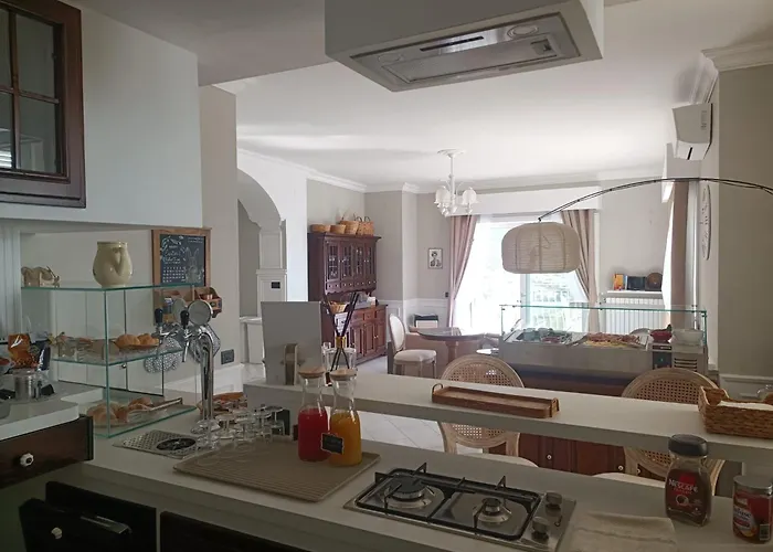 Alojamento de Acomodação e Pequeno-almoço Relais Tiare Bacoli