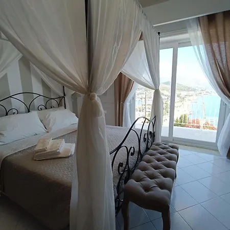 Relais Tiare Bed and Breakfast Bacoli