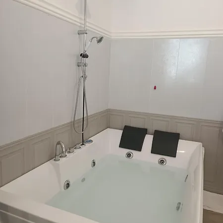 Relais Tiare Couette-café Bacoli